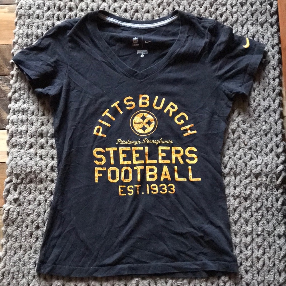 Nike Pittsburgh Steelers T-shirt.